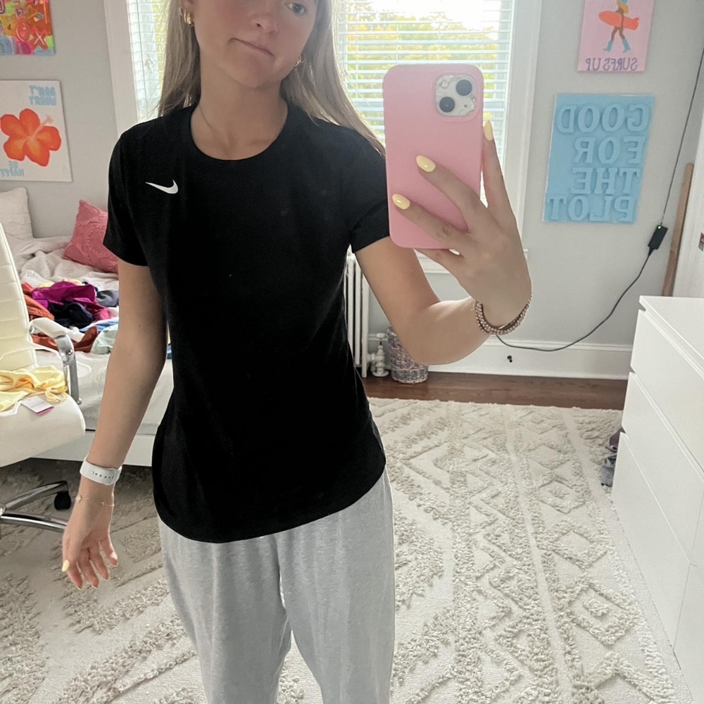 Nike t-shirt